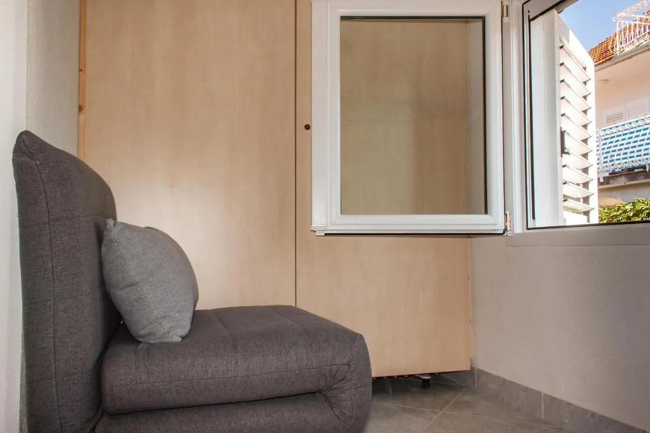 Marcel Apartment Mit Meerblick 트로기르